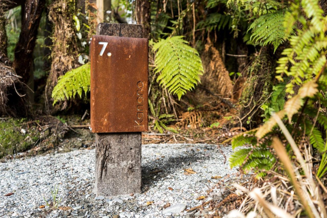 Rainforest Deluxe Franz Josef Exterior photo